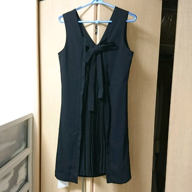 back pleats dressレディース