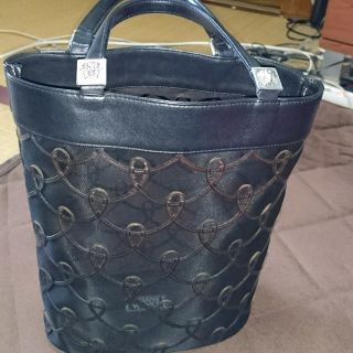 Gianni Versace(トートバッグ)のフリマアイテム一覧 Gianni Versace(トートバッグ)のフリマアイテム一覧