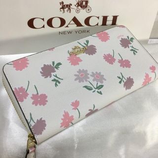 コーチ(COACH)の母の日セール❤️新品コーチ正規品ラウンドファスナー長財布F55881フローラル(財布)