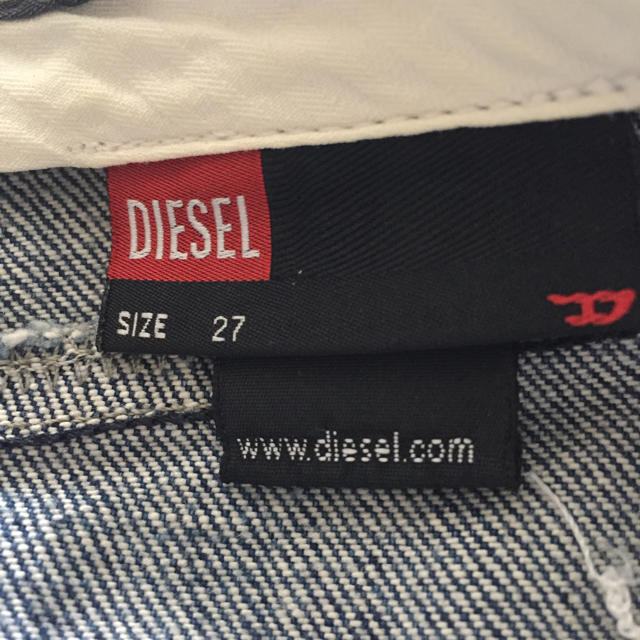 DIESEL(ディーゼル)のデニム ミニスカート  DIESEL レディースのスカート(ミニスカート)の商品写真