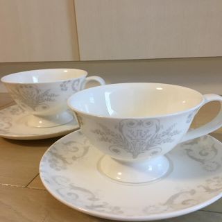 ローラアシュレイ(LAURA ASHLEY)のr.s.mさん専用 ローラアシュレイ ティーカップセット2個(食器)