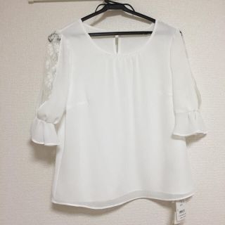 レッセパッセ(LAISSE PASSE)のレッセパッセ ブラウス 新品 タグ付き  アプワイザーリッシェ(シャツ/ブラウス(半袖/袖なし))