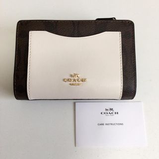 コーチ(COACH)の新品 COACH コーチ シグネチャー レザー 二つ折り財布(財布)