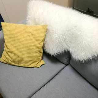 イケア(IKEA)の白　ファー　ラグ(ラグ)