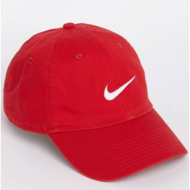 NIKE(ナイキ)の新品 大人気 Nike swoosh Cap 送料無料 レディースの帽子(キャップ)の商品写真