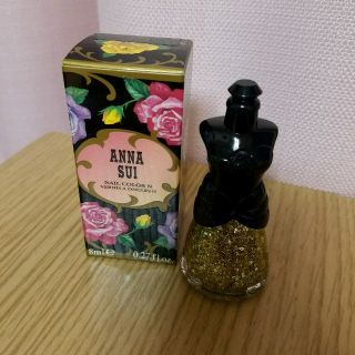 アナスイ(ANNA SUI)のANNA SUI　ネイルカラー【ゴールドラメ入り】(マニキュア)