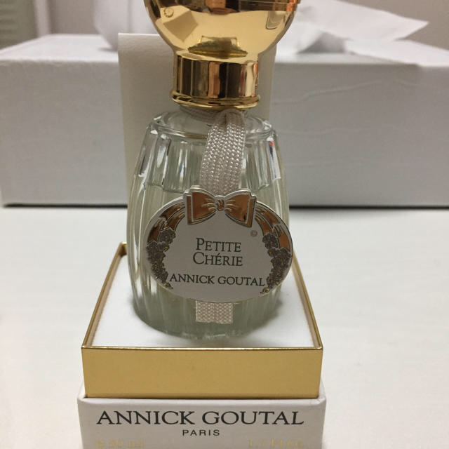 Annick Goutal(アニックグタール)の【本日まで更に値下げ！】アニックグダール プチシェリー コスメ/美容の香水(香水(女性用))の商品写真