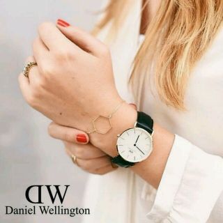 ダニエルウェリントン(Daniel Wellington)の正規新品★『ダニエルウェリントン』腕時計◇ブラック◆定価￥17926(腕時計)