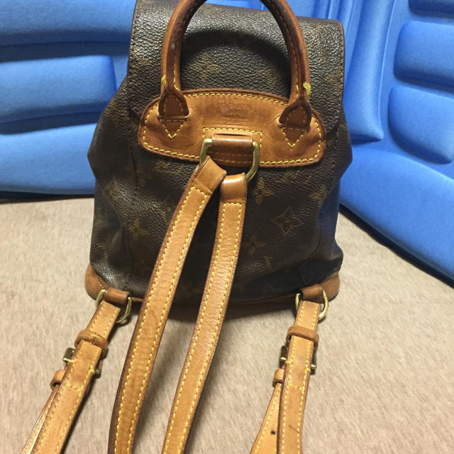 LOUIS VUITTON(ルイヴィトン)のLOUIS VUITTON モンスリMM レディースのバッグ(リュック/バックパック)の商品写真