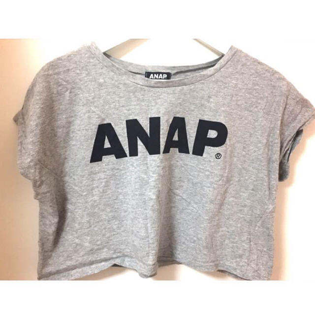 ANAP(アナップ)のANAP Ｔシャツ ショート丈 グレー レディースのトップス(Tシャツ(半袖/袖なし))の商品写真