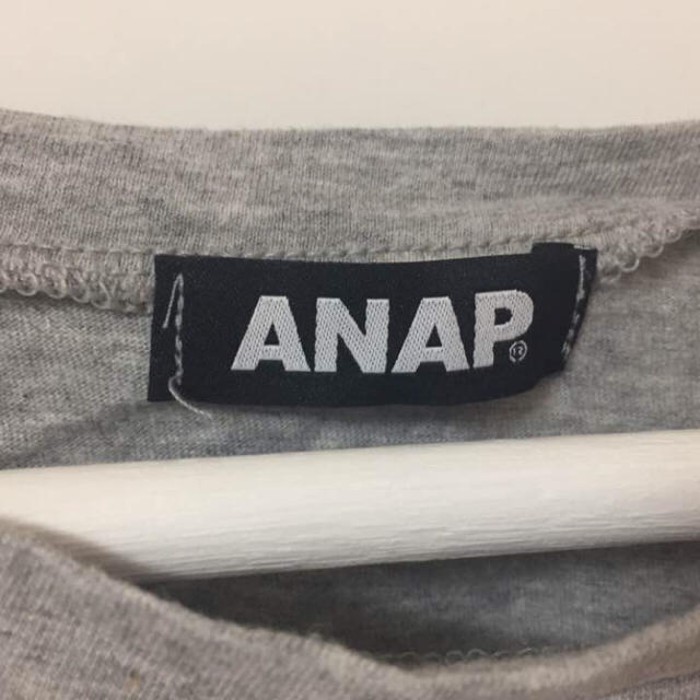ANAP(アナップ)のANAP Ｔシャツ ショート丈 グレー レディースのトップス(Tシャツ(半袖/袖なし))の商品写真