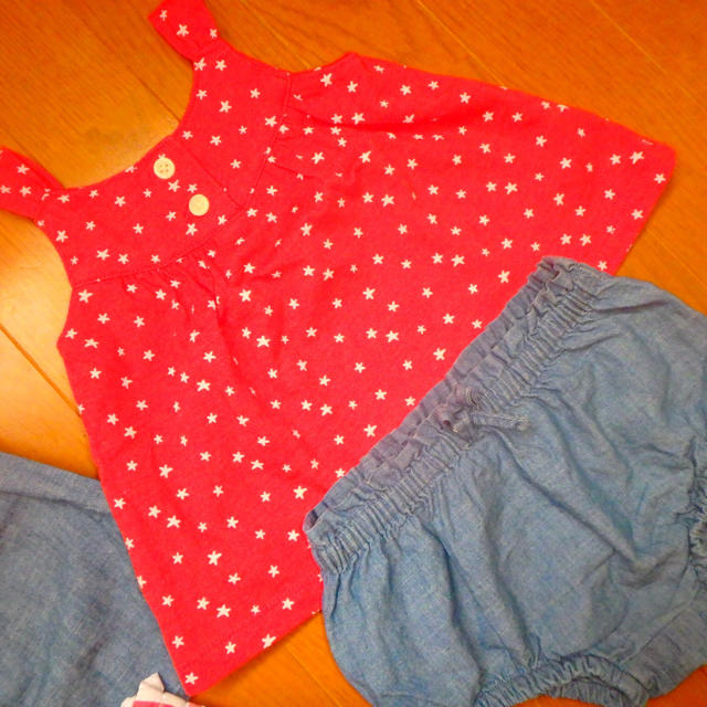 Old Navy(オールドネイビー)の専用❃oldnavy☆baby 4点セット キッズ/ベビー/マタニティのベビー服(~85cm)(タンクトップ/キャミソール)の商品写真