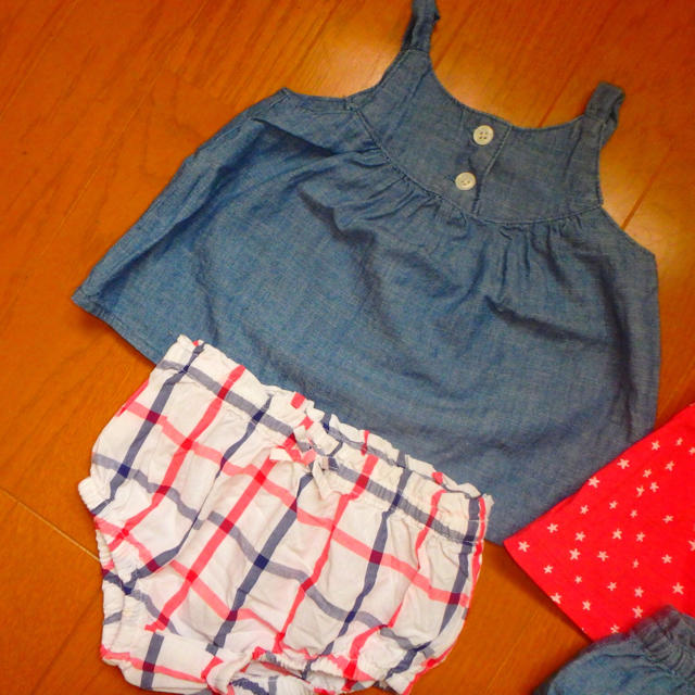 Old Navy(オールドネイビー)の専用❃oldnavy☆baby 4点セット キッズ/ベビー/マタニティのベビー服(~85cm)(タンクトップ/キャミソール)の商品写真