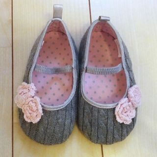 エイチアンドエム(H&M)の美品♥お花つきストラップ靴(その他)