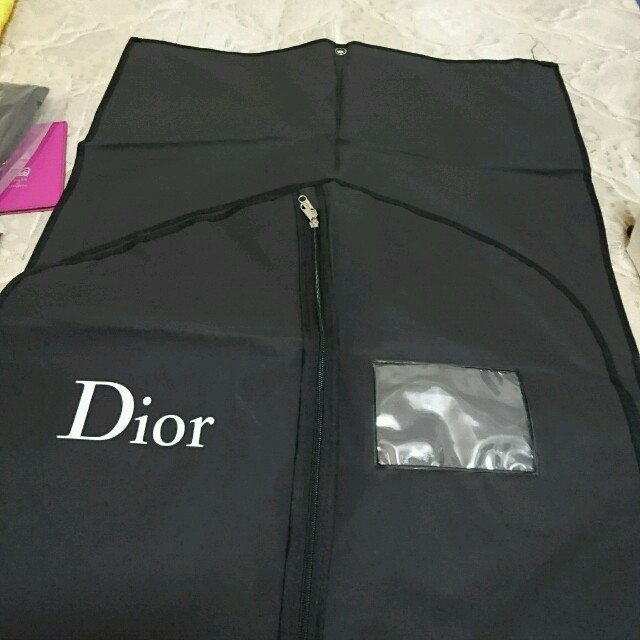 Christian Dior(クリスチャンディオール)のDior 洋服カバー2枚組 メンズのスーツ(その他)の商品写真