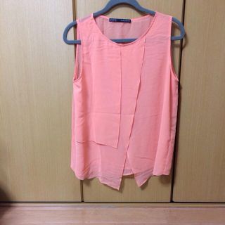 ザラ(ZARA)のZARA オレンジトップス(カットソー(半袖/袖なし))