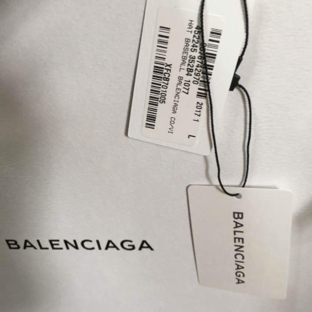 Balenciaga(バレンシアガ)のバレンシアガ キャップ 黒 新品未使用品 レア レディースの帽子(キャップ)の商品写真