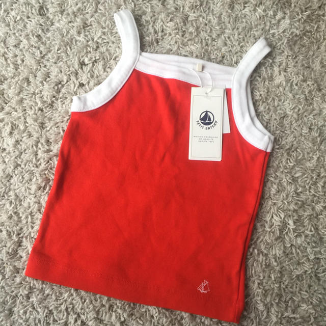 PETIT BATEAU(プチバトー)の新品タグ付き☆プチバトータンクトップ 102 キッズ/ベビー/マタニティのキッズ服女の子用(90cm~)(Tシャツ/カットソー)の商品写真