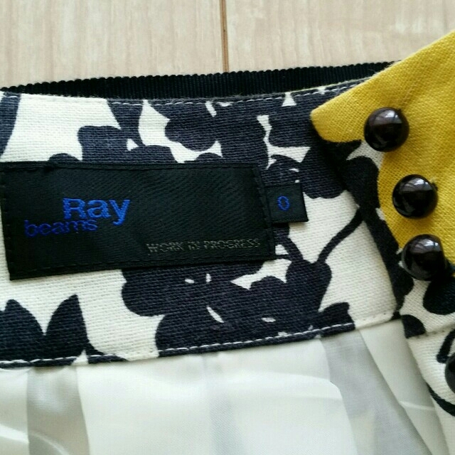 Ray BEAMS(レイビームス)のレイビームス　花柄　スカート レディースのスカート(ひざ丈スカート)の商品写真