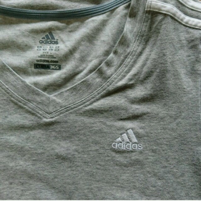 adidas(アディダス)のアディダス ロンT レディース Lサイズ レディースのトップス(Tシャツ(長袖/七分))の商品写真