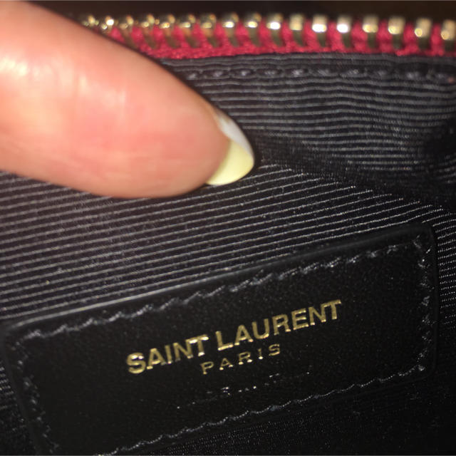 Saint Laurent(サンローラン)の正規品 サンローラン クラッチバッグ モノグラム レッド レディースのバッグ(クラッチバッグ)の商品写真