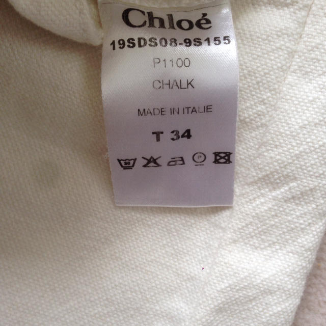 Chloe(クロエ)の【ぱんた様専用】CHLOE.  ショートパンツ オフホワイト 34 レディースのパンツ(ショートパンツ)の商品写真