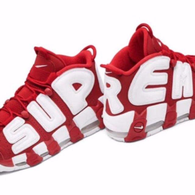 Supreme(シュプリーム)の【ゆう様用】 Supreme Nike Air More Uptempo Red メンズの靴/シューズ(スニーカー)の商品写真