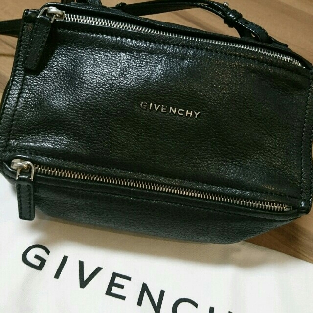 GIVENCHY - マチルダ様GIVENCHY☆パンドラ ミニショルダーバッグ・黒