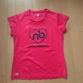 ニューバランス(New Balance)のテニスTシャツ(ウェア)