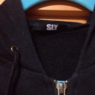 スライ(SLY)のＳＬＹ♡シンプルパーカー(パーカー)