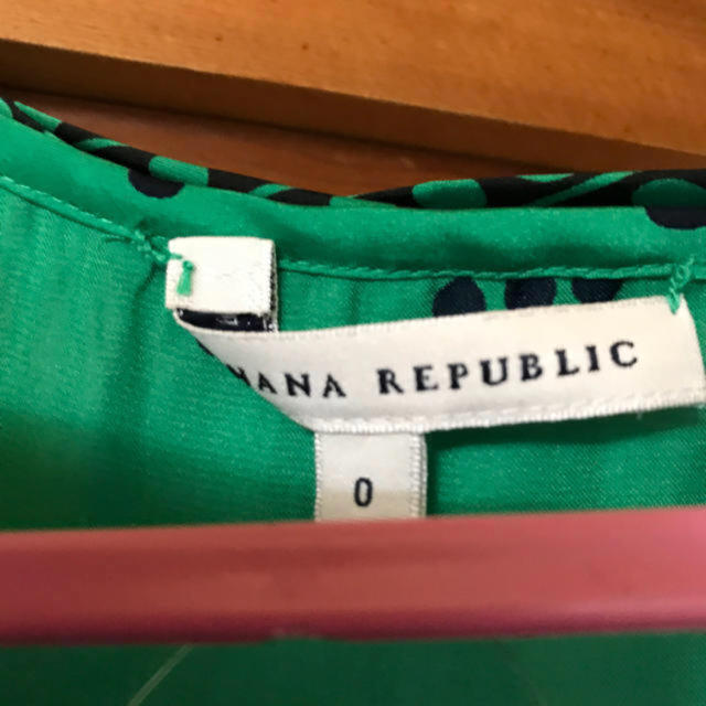 Banana Republic(バナナリパブリック)のバナナリパブリック ノースリーブ レディースのトップス(カットソー(半袖/袖なし))の商品写真