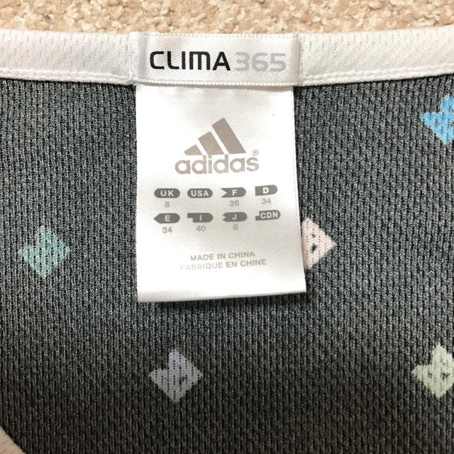 adidas(アディダス)のアディダス☆Ｔシャツ スポーツ/アウトドアのテニス(ウェア)の商品写真