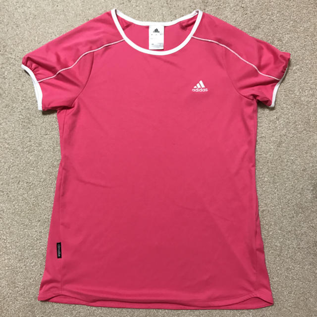 adidas(アディダス)のアディダス☆Ｔシャツ スポーツ/アウトドアのランニング(ウェア)の商品写真