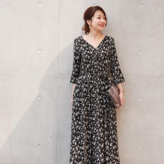 イエナ(IENA)のStyle deli 即完売した 花柄カシュクールワンピ(ロングワンピース/マキシワンピース)