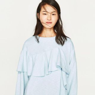 ザラ(ZARA)の早い者勝ち❗️2017ss 新品同様 ZARA フリルスウェット(トレーナー/スウェット)