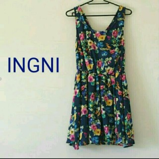 イング(INGNI)のINGNI＊極美品❣完売カラー＊バックリボン花柄ワンピース＊イング(ミニワンピース)