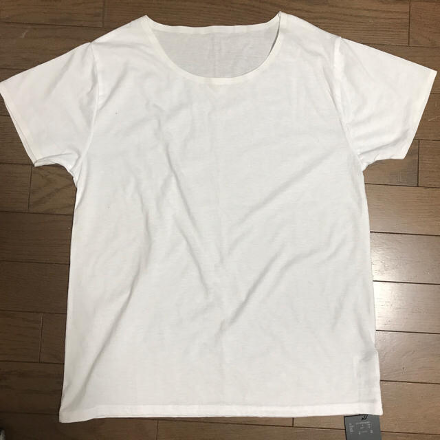 EMODA(エモダ)の新品 EMODA Tシャツ レディースのトップス(Tシャツ(半袖/袖なし))の商品写真