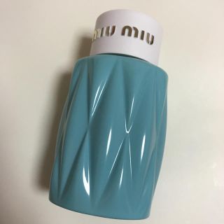 ミュウミュウ(miumiu)のmiumiuボディローション100ml【箱なし】(ボディローション/ミルク)