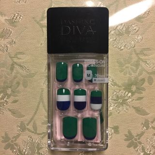 DASHING DIVA ＊ ネイルチップ〜新品未開封〜(つけ爪/ネイルチップ)