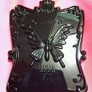 アナスイ(ANNA SUI)のアナスイバタフライスタンドスクエアビューティーハンドミラー黒蝶手鏡(その他)