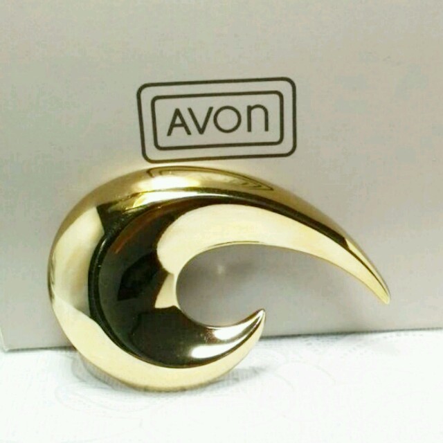AVON(エイボン)の1255.同梱で1000円AVON 大きなブローチ レディースのアクセサリー(ブローチ/コサージュ)の商品写真