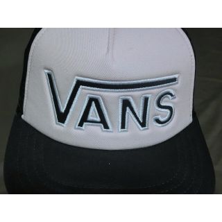 ヴァンズ(VANS)のアメカジ バンズ【Vans】ロゴ刺繍入り メッシュCAP(キャップ)