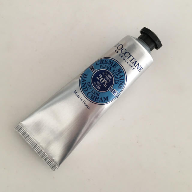 L'OCCITANE(ロクシタン)のロクシタン シアバター30ml ハンドクリーム コスメ/美容のボディケア(ハンドクリーム)の商品写真