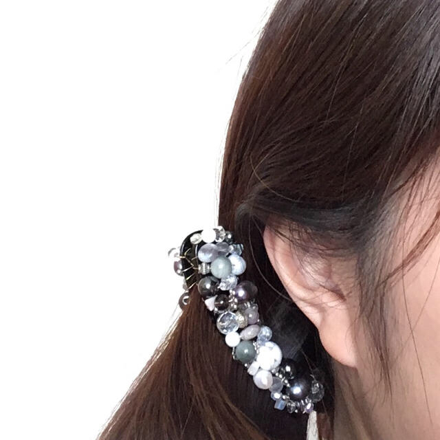 SALE！RoyalPearlアンティークビーズ×天然石のバナナクリップ✨SV ハンドメイドのアクセサリー(ヘアアクセサリー)の商品写真