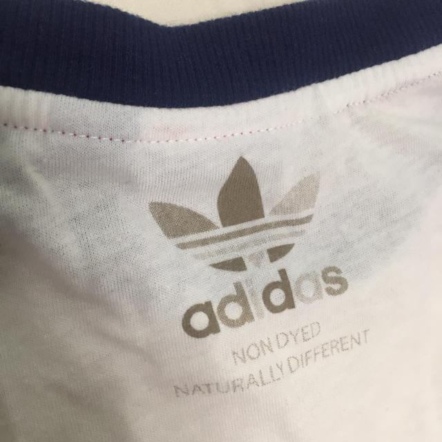 adidas(アディダス)のadidas レディースのトップス(Tシャツ(長袖/七分))の商品写真