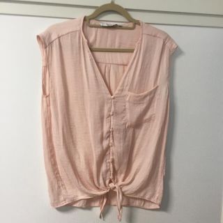 ザラ(ZARA)の値下げしました☆ZARAサテントップス(シャツ/ブラウス(半袖/袖なし))