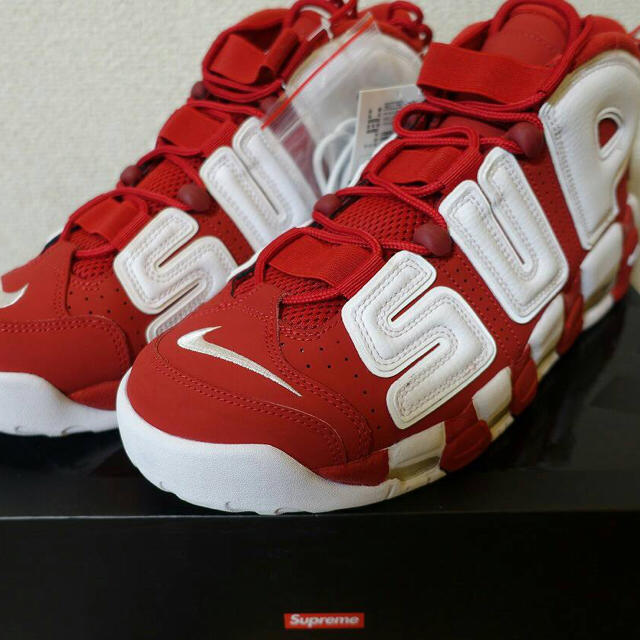 Supreme(シュプリーム)の28cm　Supreme Nike Air More Uptempo Red メンズの靴/シューズ(スニーカー)の商品写真