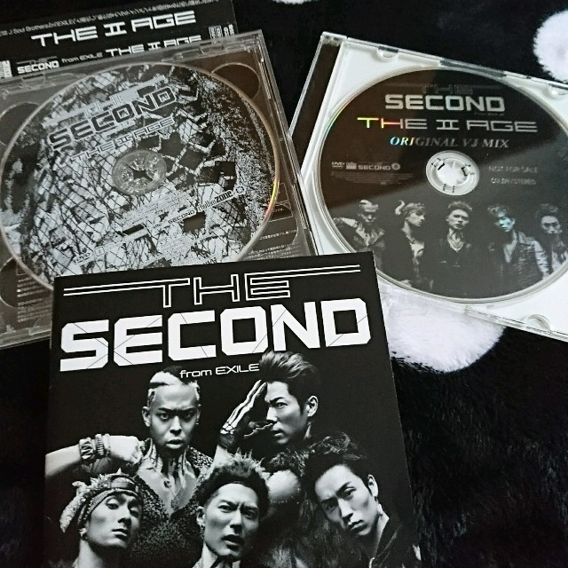 EXILE TRIBE(エグザイル トライブ)のJ Soul Brothers(二代目)＆THE SECOND 初回盤、DVD エンタメ/ホビーのCD(ポップス/ロック(邦楽))の商品写真