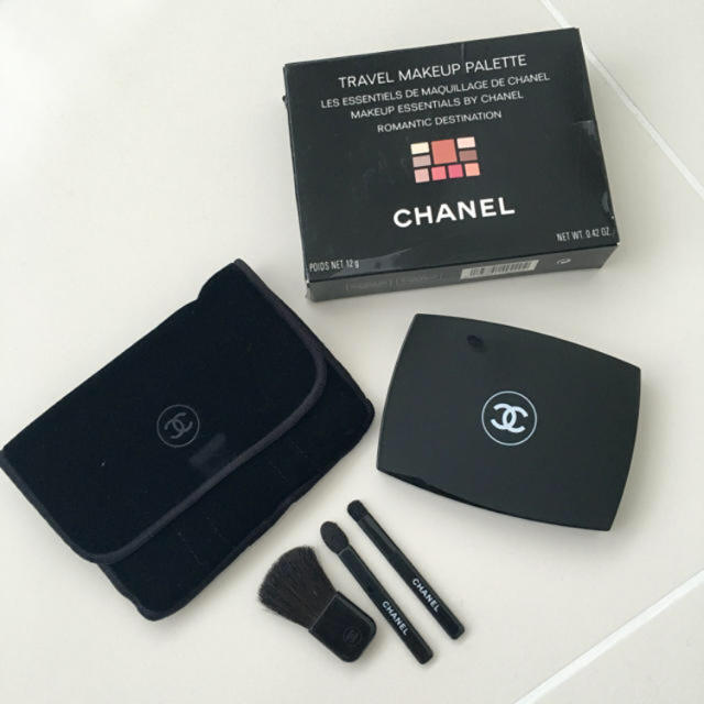 CHANEL(シャネル)のCHANEL MAKEUP PALETTE コスメ/美容のキット/セット(コフレ/メイクアップセット)の商品写真