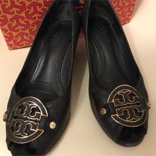 トリーバーチ(Tory Burch)のトリーバーチ オープントゥパンプス 紺(ハイヒール/パンプス)